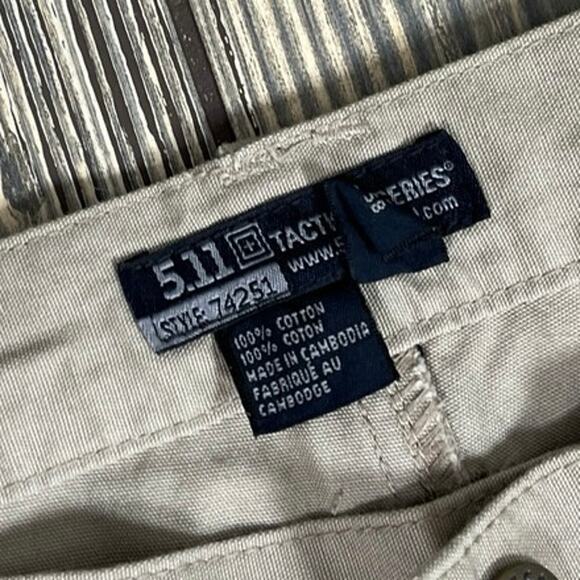 5.11 Tactical Men Cargo Pants Security Military Utility Sz 42x30 Tan 74251 - Picture 2 of 6
